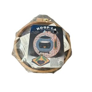 Vintage 1982 Flying Fingers HOOP-LA 14" Wall Hanging Kit Soup Kettle by Pam Bono